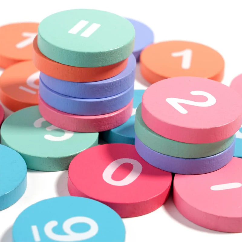Tableau de Calcul Montessori en Bois – Mathématiques & Éveil 3 ans+